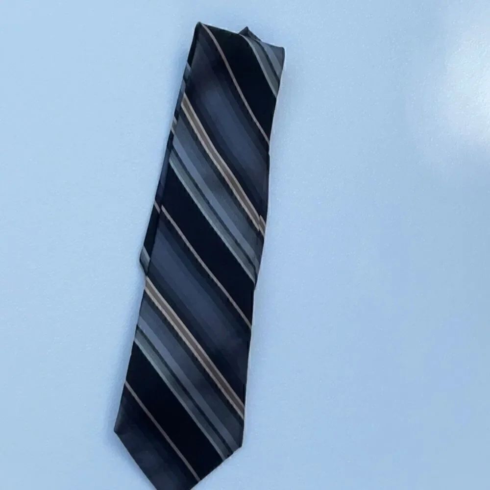 Take 50% OFF- Via Europa Men’s Fine Neckware, OS